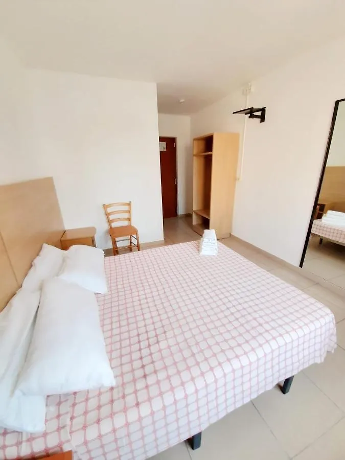 Hostal Lloret Playa Hotel